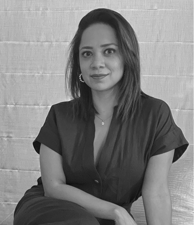 LEONOR TORRES